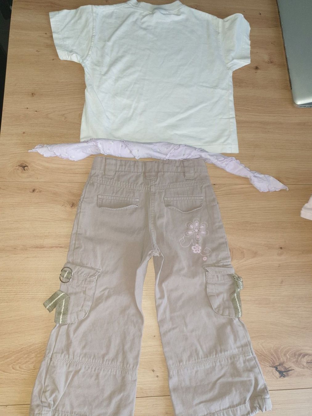 Lotti & Set di vestiti: KLEIDERPAKET GR 92 – Usato da Zürich venduto da Ralaualiyas 4