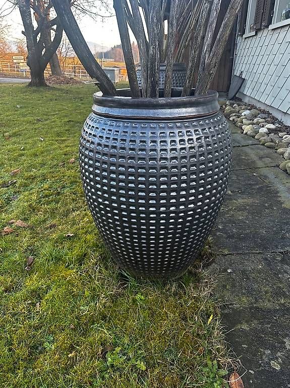 Vasi per fiori: Outdoor Pflanzentöpfe Anthrazit – Usato da Aathal-Seegräben venduto da rom_cg7q 4