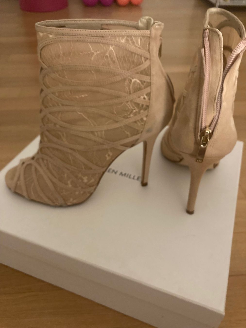 Karen Millen Scarpe da donna: Peep Toes Spitze und Wildleder Nude – Usato da Uitikon Waldegg venduto da sarab6928 2