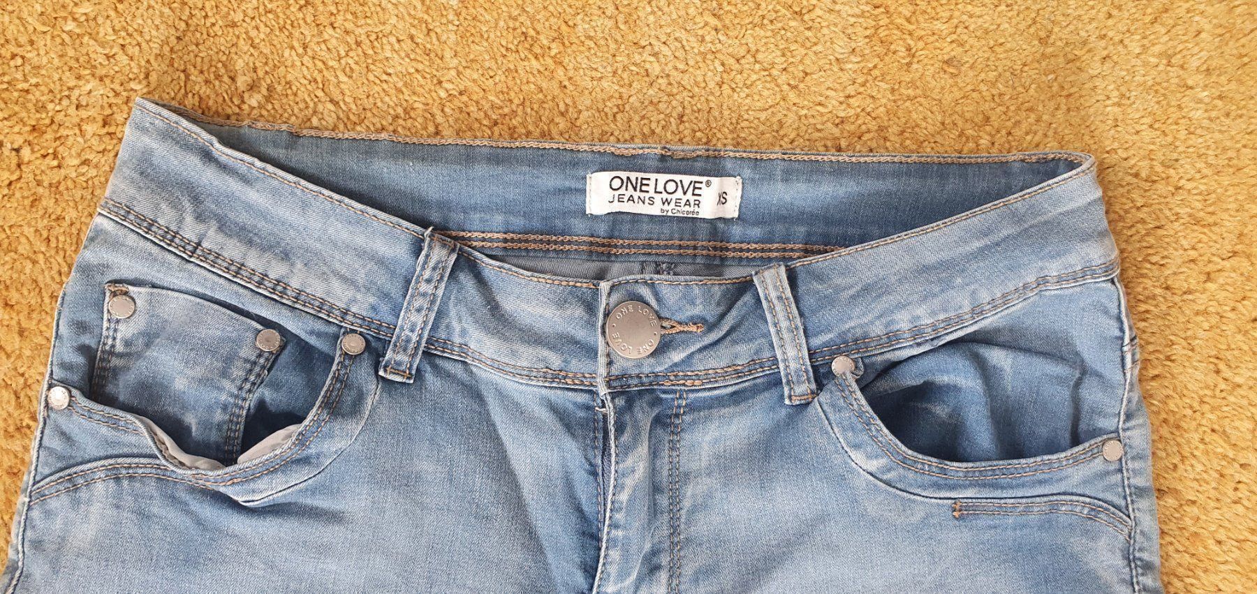 Jeans: Zwei Paar mittelange Jeans OneLove Gr.XS – Gebraucht aus Langnau am Albis von jer_pm72 1