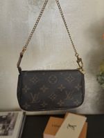 Louis Vuitton Mini Pochette 