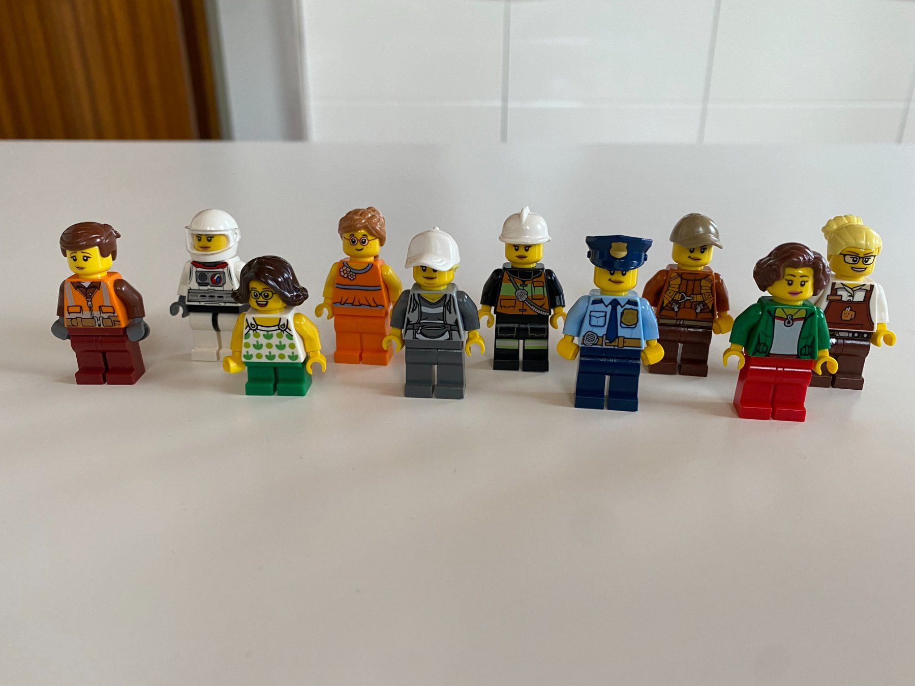 Lego Giocattoli: LEGO - 10 - TOLLE - FIGUREN - MÄDCHEN – Usato da Gelterkinden venduto da ajdt4