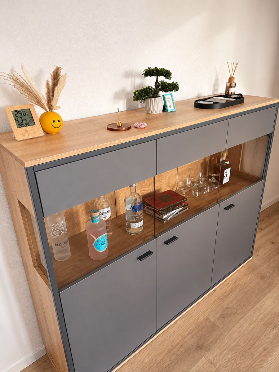 Étagères: Modernes Designer-Sideboard in Anthrazit/Eiche mit Glasfront – Neuf (Voir description) à Volketswil par Alessiagreco 3