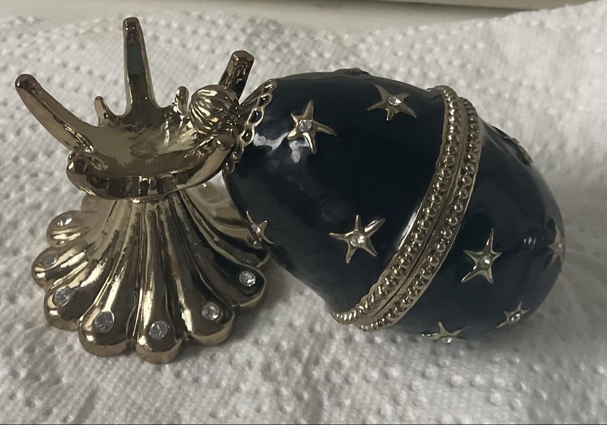 Franklin Mint Statuette: FRANKLIN MINT EI MIT SWAROVSKI STEINEN – Usato da Adlikon b.Regensdorf venduto da Crystaldragon09 2