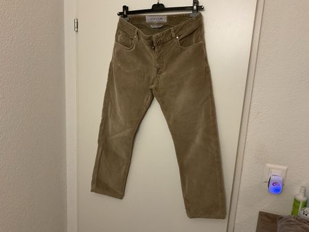 Jacob Cohen Cordhose, Top Zustand, Grösse 34, Schritt 63
