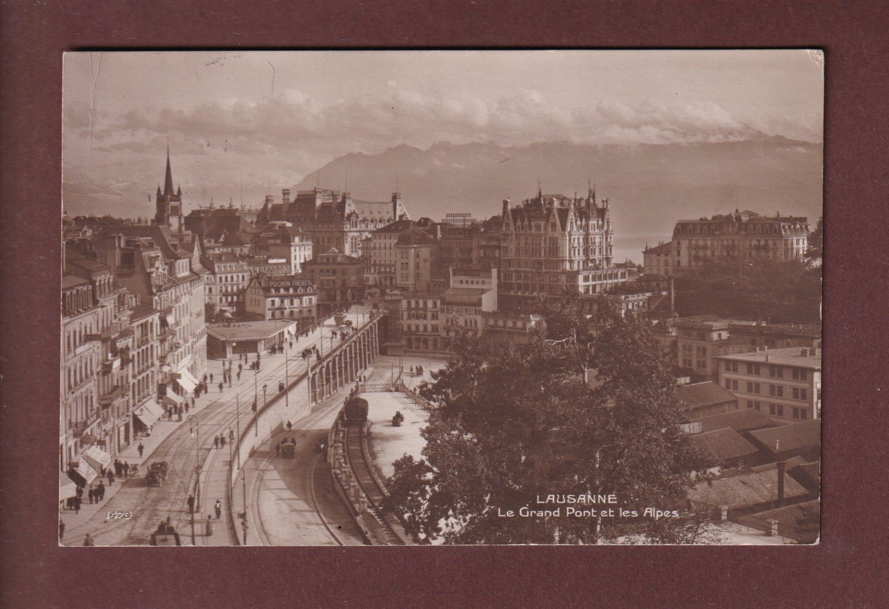 Cartoline postali: LAUSANNE - Grand Pont - Maison Mercier – Usato da Pully venduto da nicecards