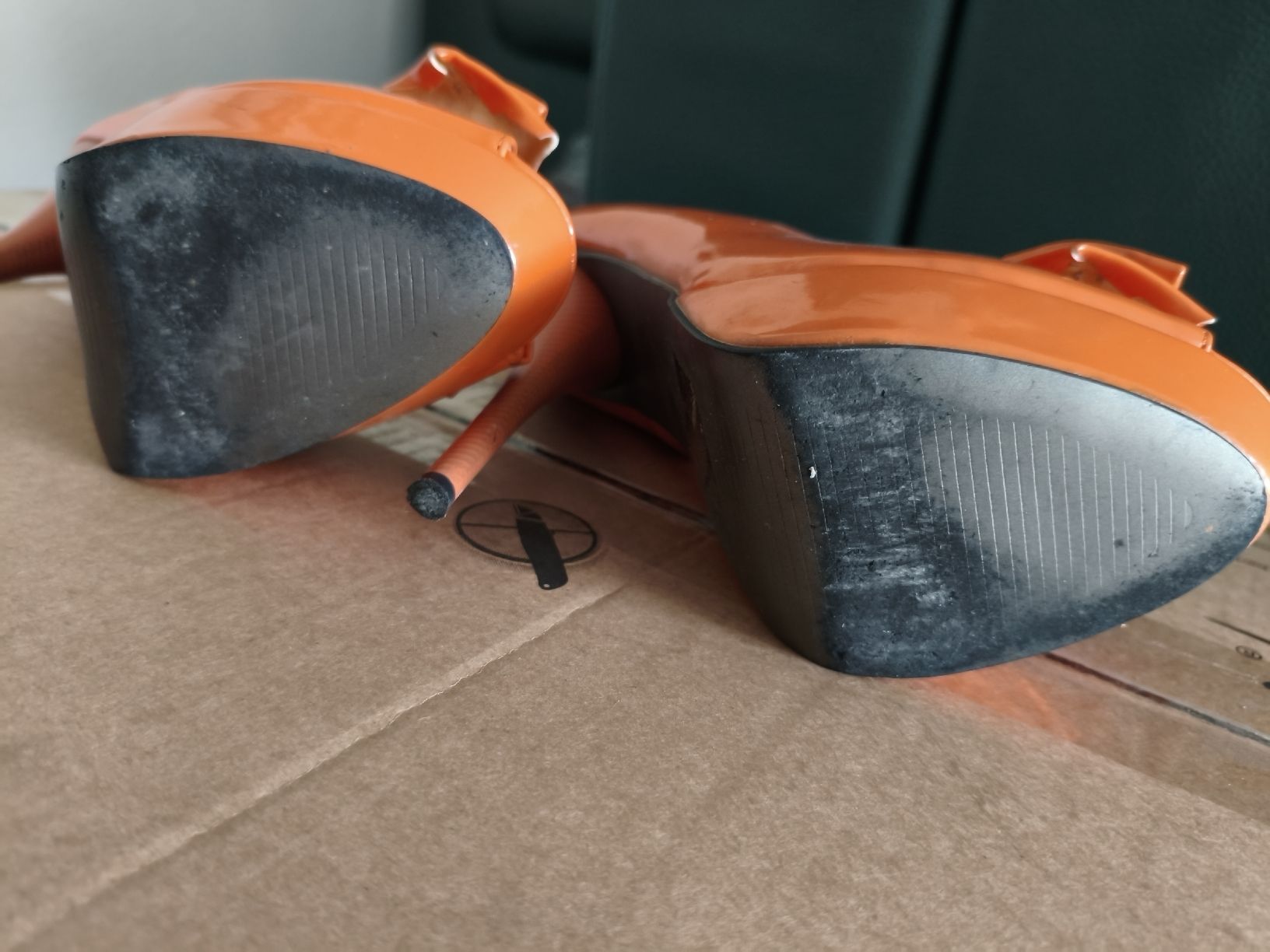 Scarpe da donna: Scarpe – Usato da Bioggio venduto da OresteIronix