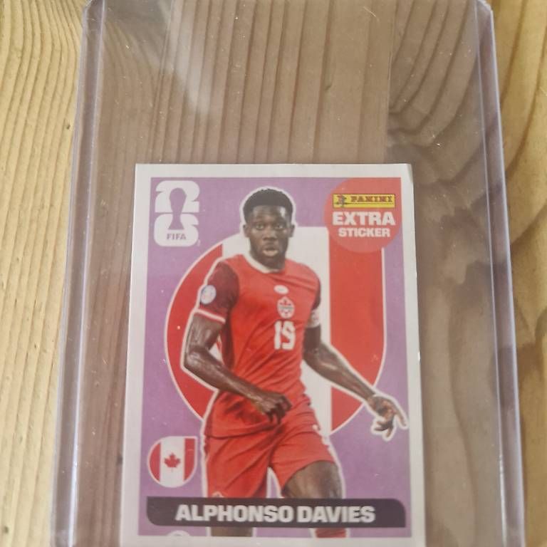 Carte collezionabili: Panini extra sticker Davies  – Usato da Rümlang venduto da kar_6nzq