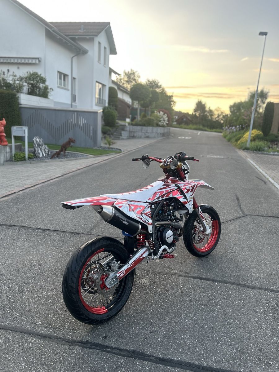 Fantic Strada: Fantic XMF Competition 2023 – Usato da Niederwil AG venduto da daa_957z