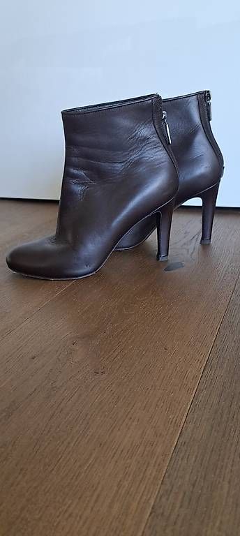 Damenschuhe: Navyboot Ankle boots Braun Grösse 37 – Gebraucht aus Hergiswil NW von nad_py7f
