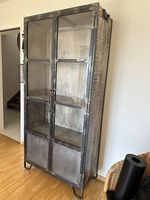 Vitrine Industrial grau lackiert heavy industry 90x40x190