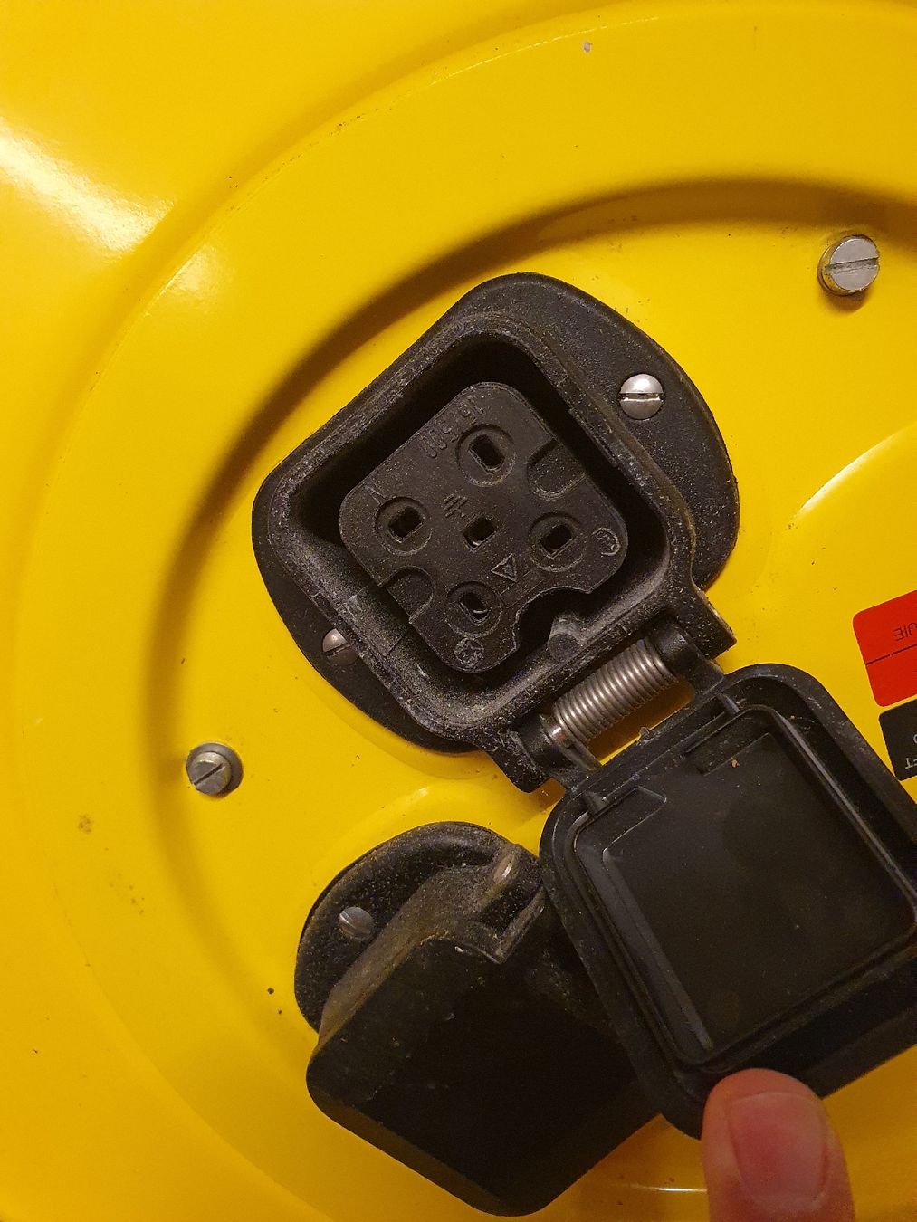 Kabel: Kabelrolle 380V / 400V – Gebraucht aus Burgdorf von LIO.Burg.34 3