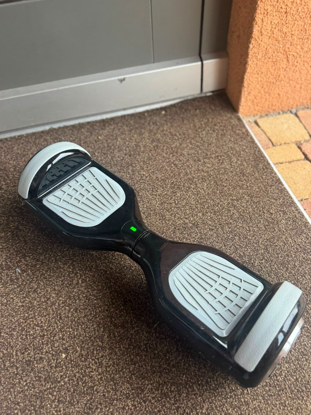 Hoverboard: Hoverboard Schwarz – Usato da Brütten venduto da Diana098 2