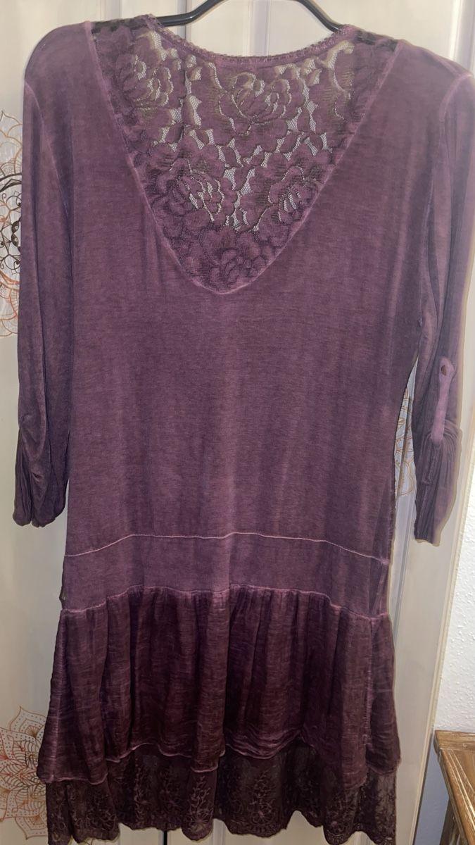 Vestiti: Dunkelviolettes Kleid mit Spitze, – Usato da Bützberg venduto da dan_jhn9 2