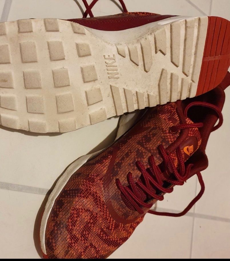 Nike Damenschuhe: Nike gr 38,5 – Gebraucht aus Winterthur von EasyRS 3
