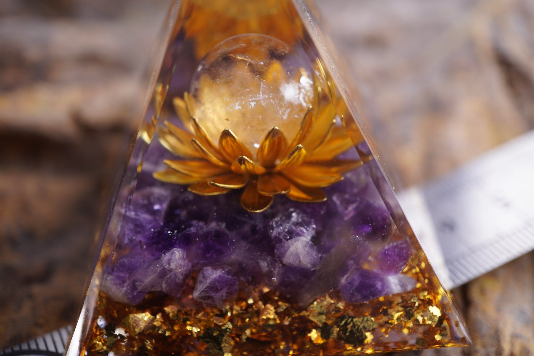 Minerali & Pietre curative: Orgonit Pyramide Amethyst   Räumung    (1) – Nuovo e nell'imballaggio originale da Eschenbach SG venduto da topstone 8
