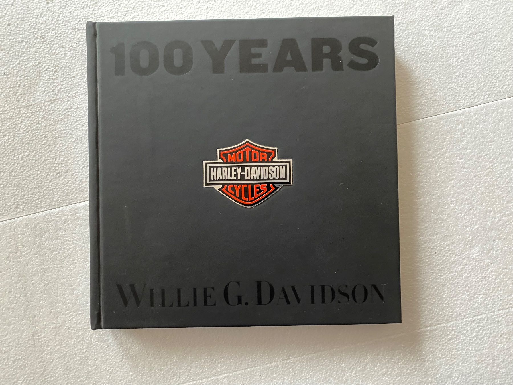 Libri: Harley-Davidson: 100 Years - Willie G. Davidson Buch Top! – Nuovo (secondo la descrizione) da Berg TG venduto da Electrolux23