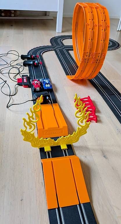 Carrera Giocattoli: Carrera Bahn - HotWheels Go – Usato da Kreuzlingen venduto da _Mic_ 3