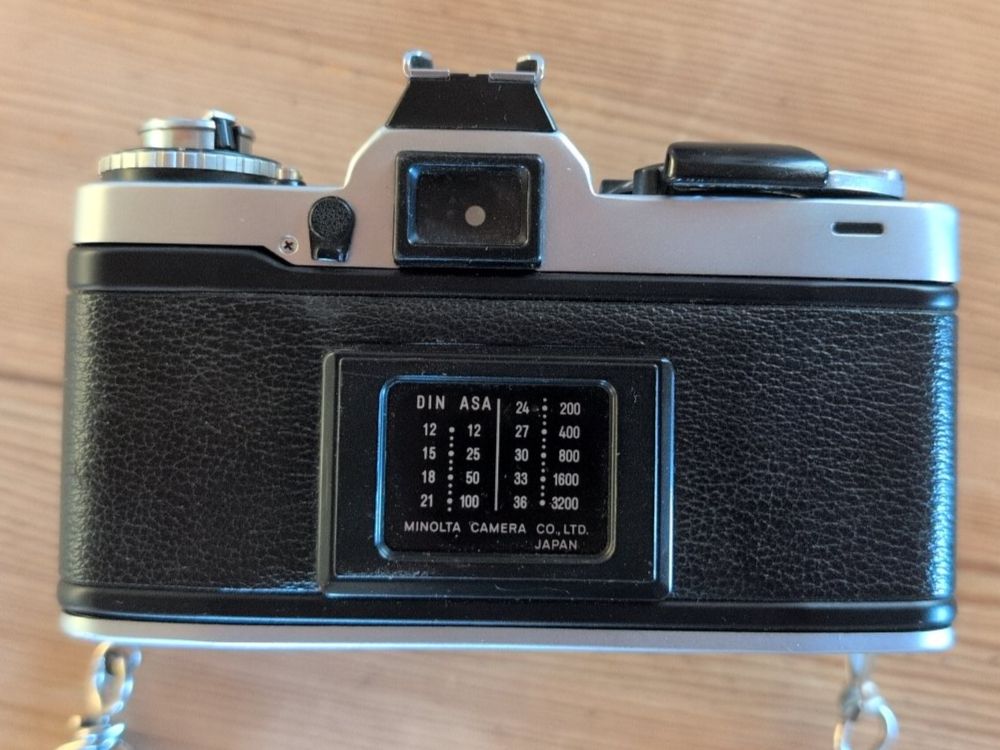 Minolta Appareil photo: Minolta XD7 Analogkamera mit 2 Objektiven & Blitz – D'occasion à Baden par log_mq7q 7