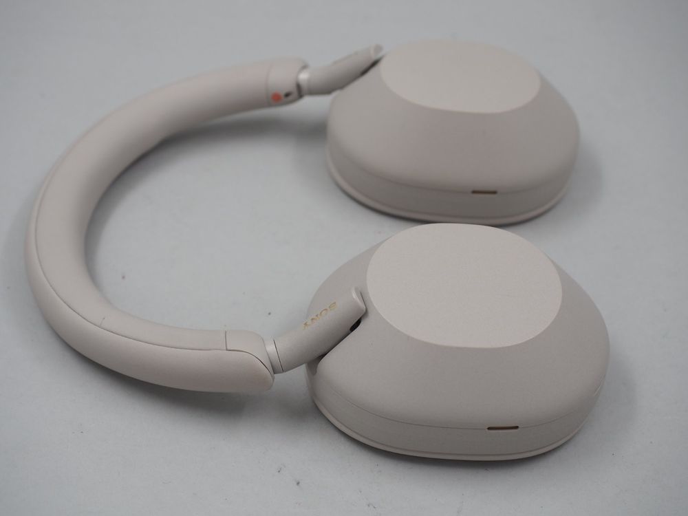 Sony Kopfhörer: SONY WH-1000XM5 BEIGE Kopfhörer (25061837) – Gebraucht aus Zürich von fundsachenverkauf 4