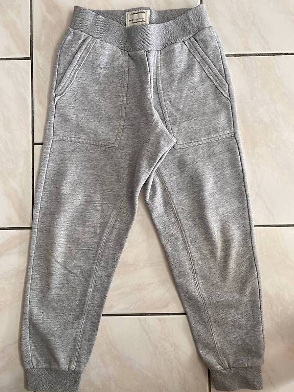 Pantaloni: Vend training divers marques enfant – Usato da Morrens VD venduto da gia_sfs5 3