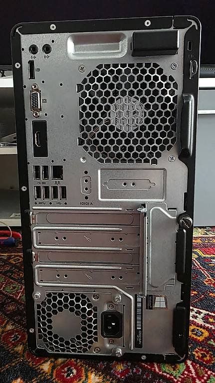 Hewlett Packard PC: HP ProDesk 400 G5 MT/i7 8700 – Usato da Lugano venduto da DanyalCH 2