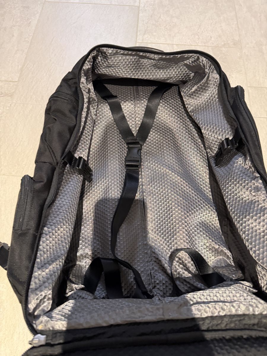Zaini: Tumi Rucksack mit Teleskopgriff und Rollen – Usato da Erlenbach ZH venduto da Max_Od 6