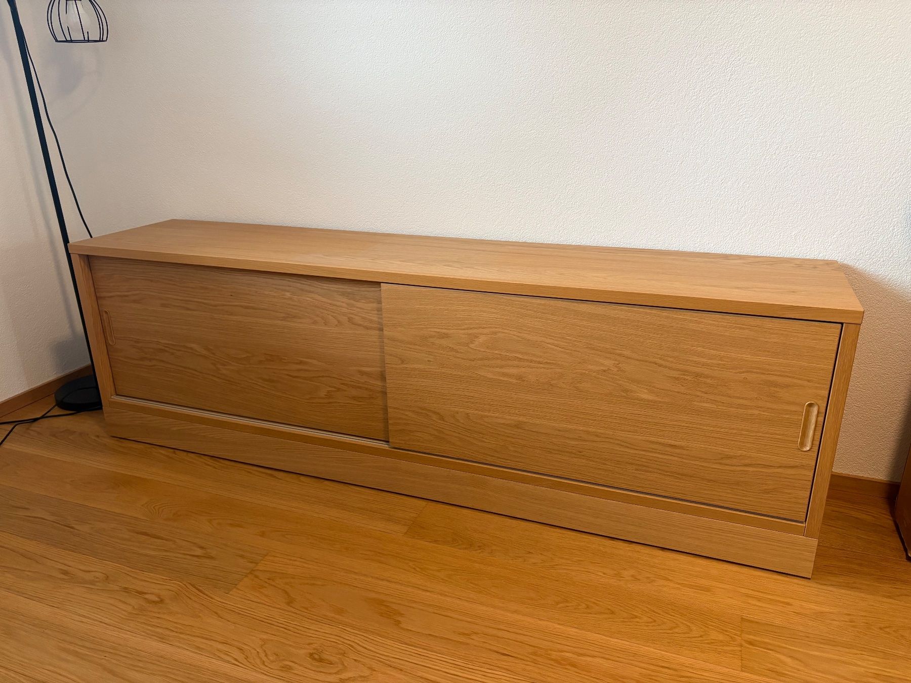 Ikea Meubles TV: IKEA TONSTAD TV-Bank – D'occasion à Binningen par nik_5yb5 1