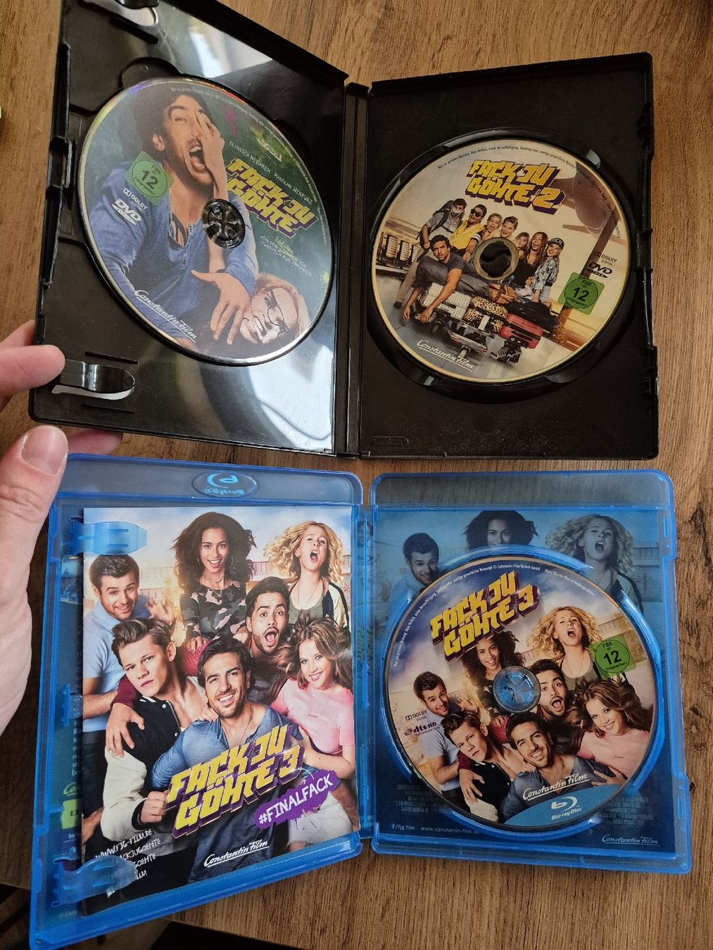 Tutti i DVDs: Fack ju Göhte 1-3, DVD und Blu-ray, Top Zustand – Nuovo (secondo la descrizione) da Berneck venduto da jst_nk6y 2