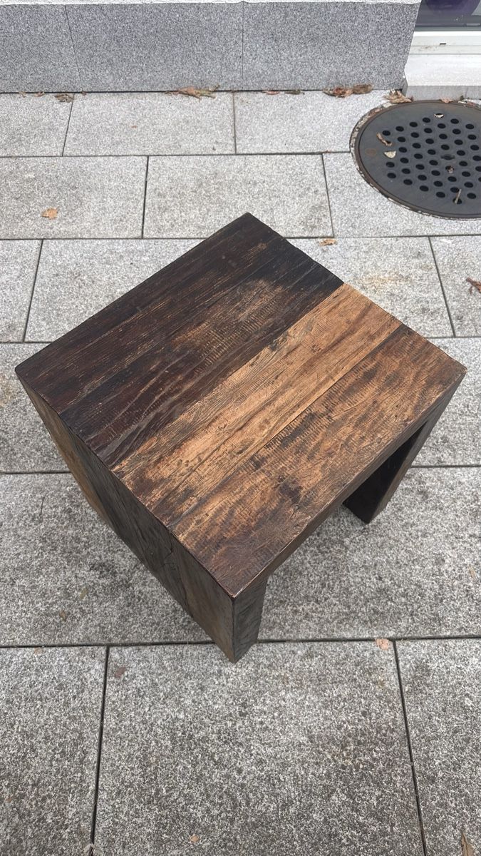 Comodini:     Rustic side table made from reclaimed wood – Usato da Oberrieden venduto da jon_5cl2 4
