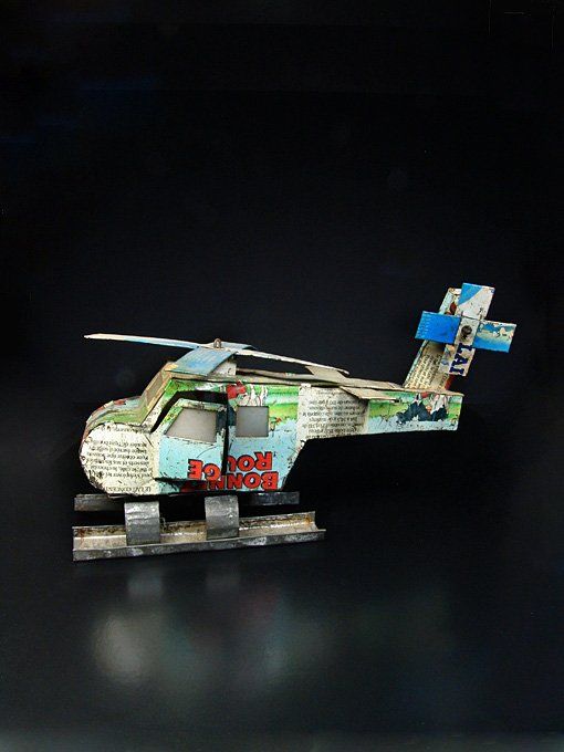 Kit di modellismo & Modellini statici: Helikopter – Blechmodell gross – Usato da Stäfa venduto da deebeecee