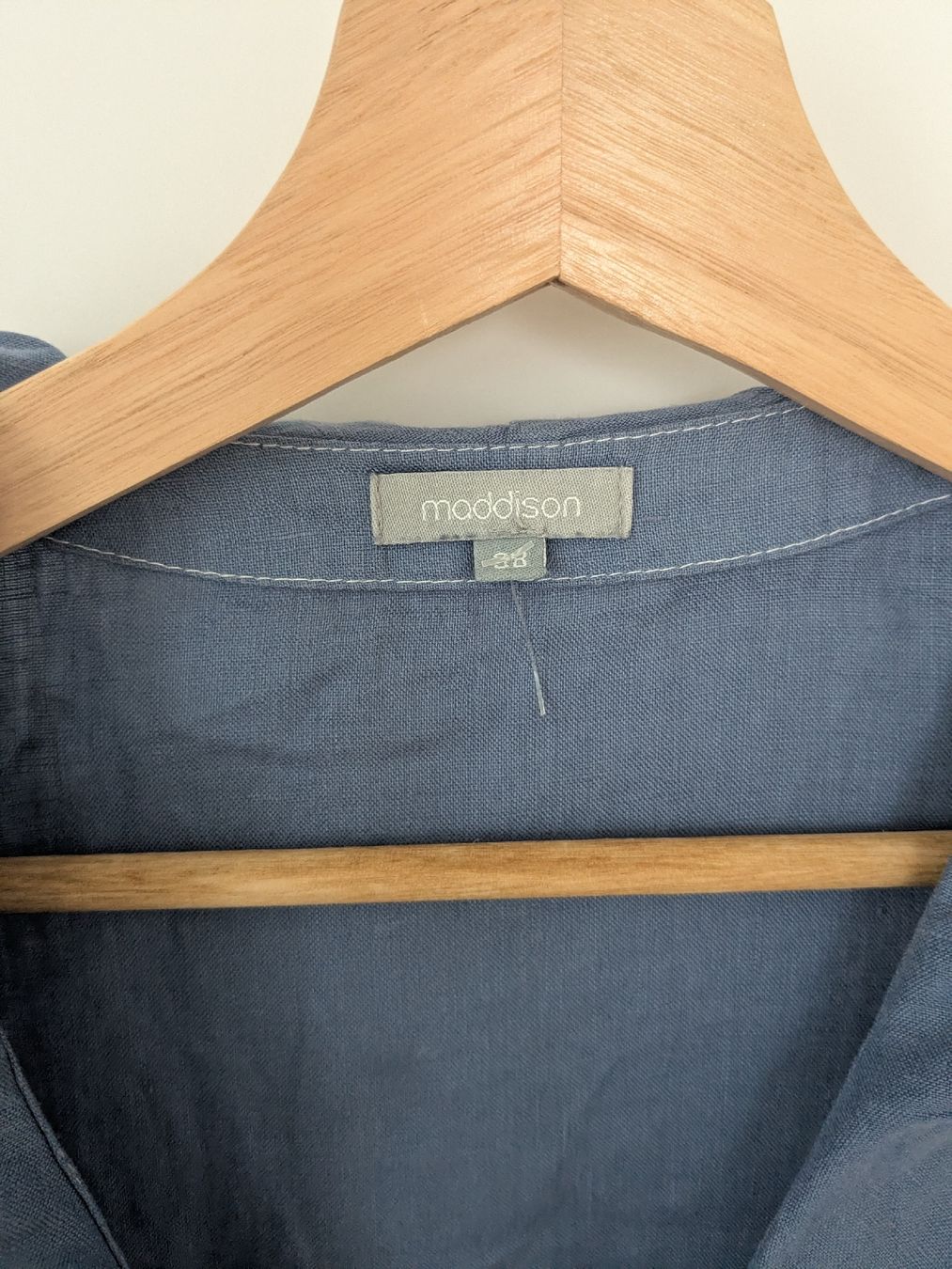 Camicette: Moddison Leinenbluse Gr.38, Sommerbluse mit Rüschen! – Usato da Rorschach venduto da olg_5qq2 2