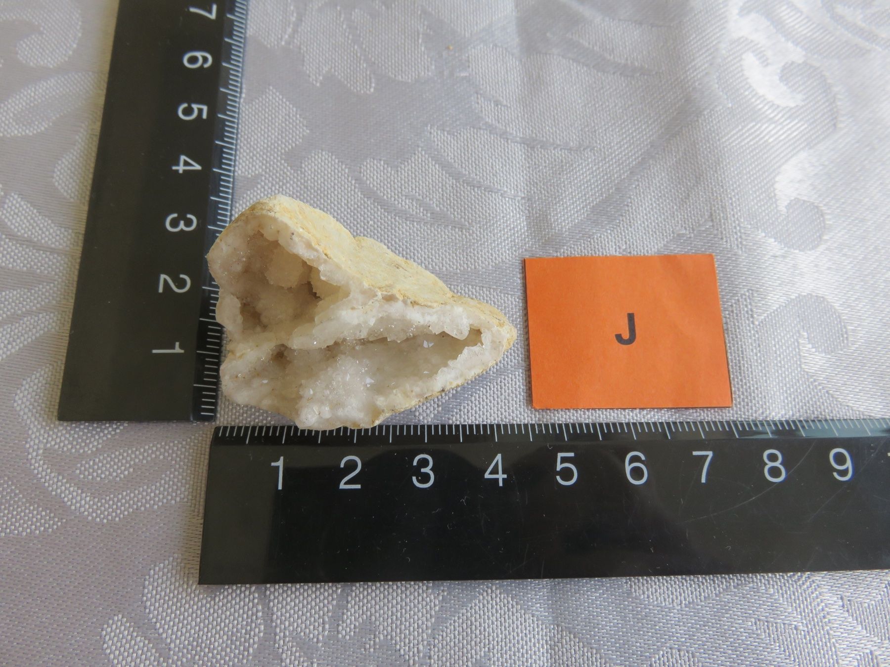 Pietre preziose: Quarz Geode – Usato da Rümlang venduto da euqinom16