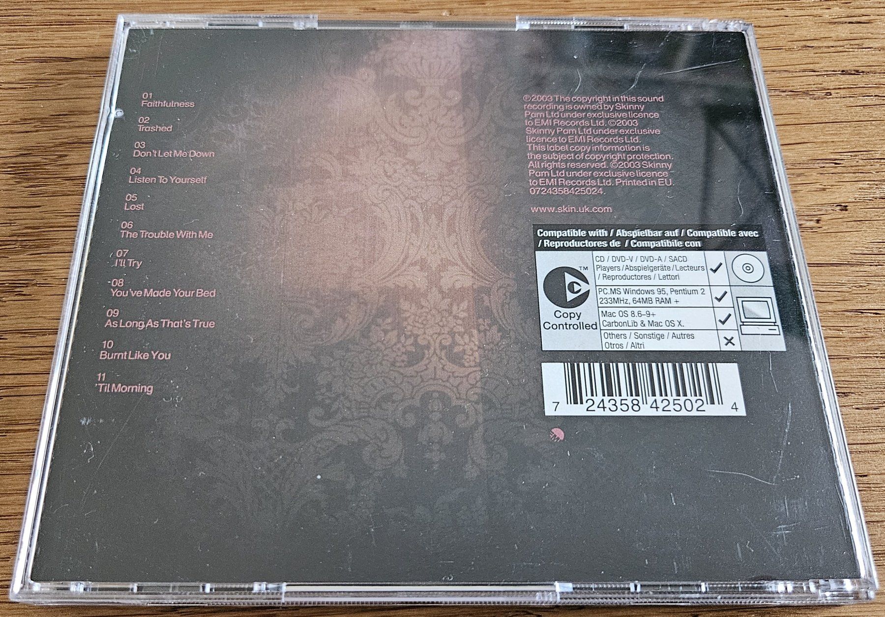 CD: CD Skin: Fleshwounds – Usato da Schaffhausen venduto da asyouwestley 1