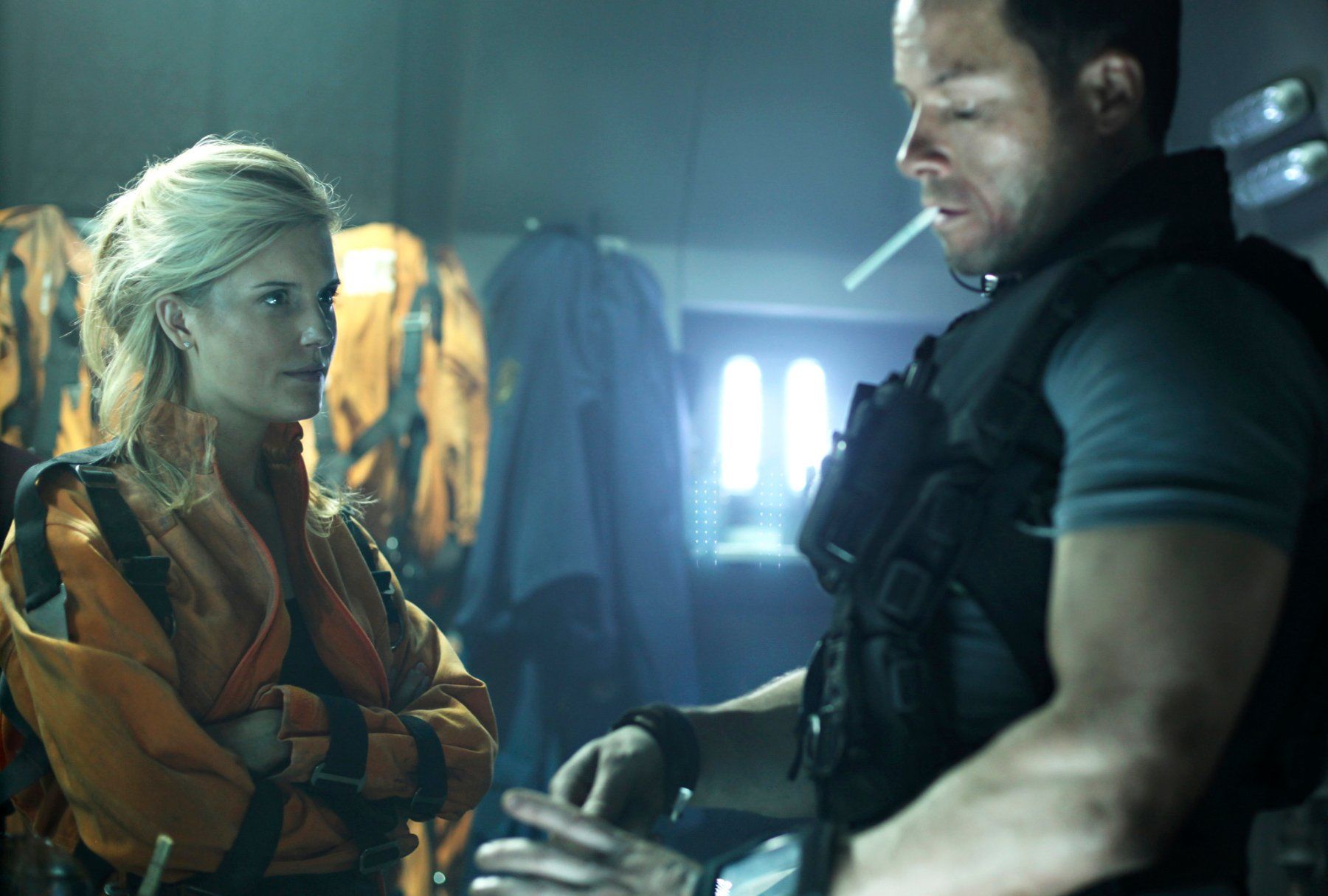 Tutti i DVDs: Lockout - MS One: Maximum Security (2012) Guy Pearce/Blu-ray – Usato da Volketswil venduto da cinephilia 3