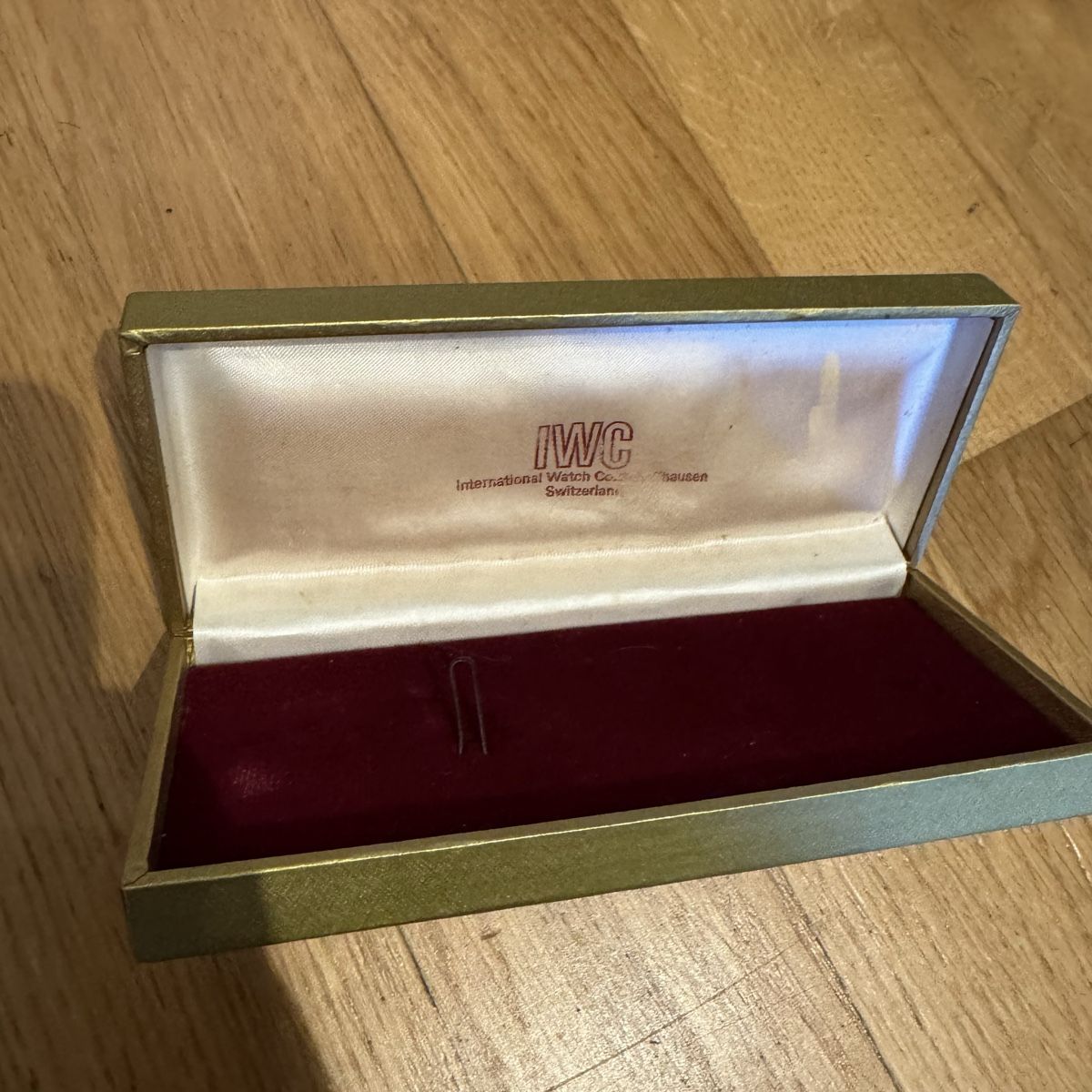Uhrenboxen: IWC Uhrenbox RAR – Gebraucht aus Zürich von Chamanit2024 4