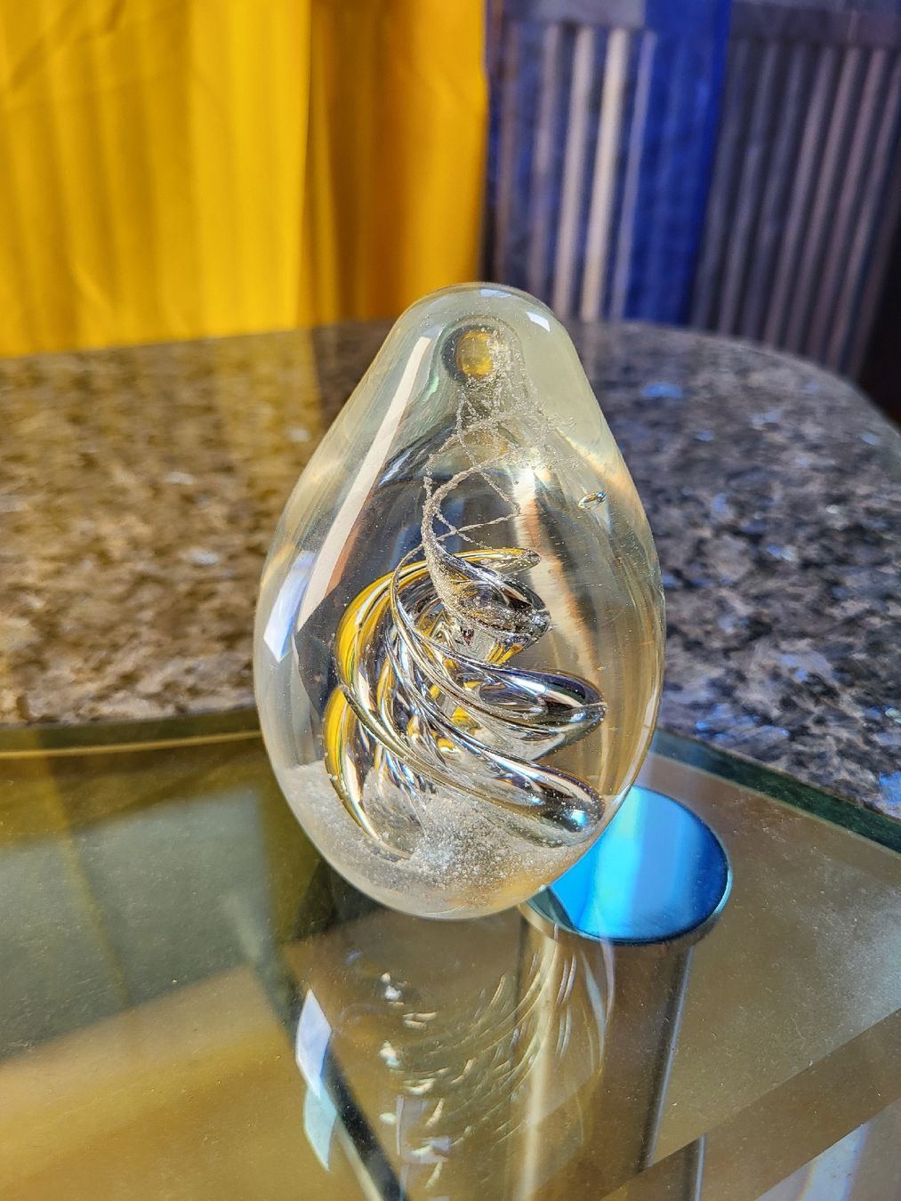 Gläser: Glas mit Spirale – Neu (gemäss Beschreibung) aus Flawil von Uncristalized