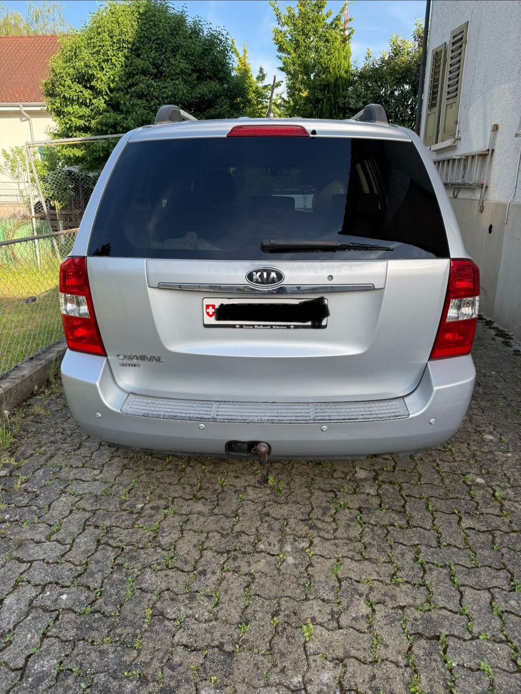 Kia Autos: KIA Carnival – D'occasion à Gränichen par Mtrudi 1