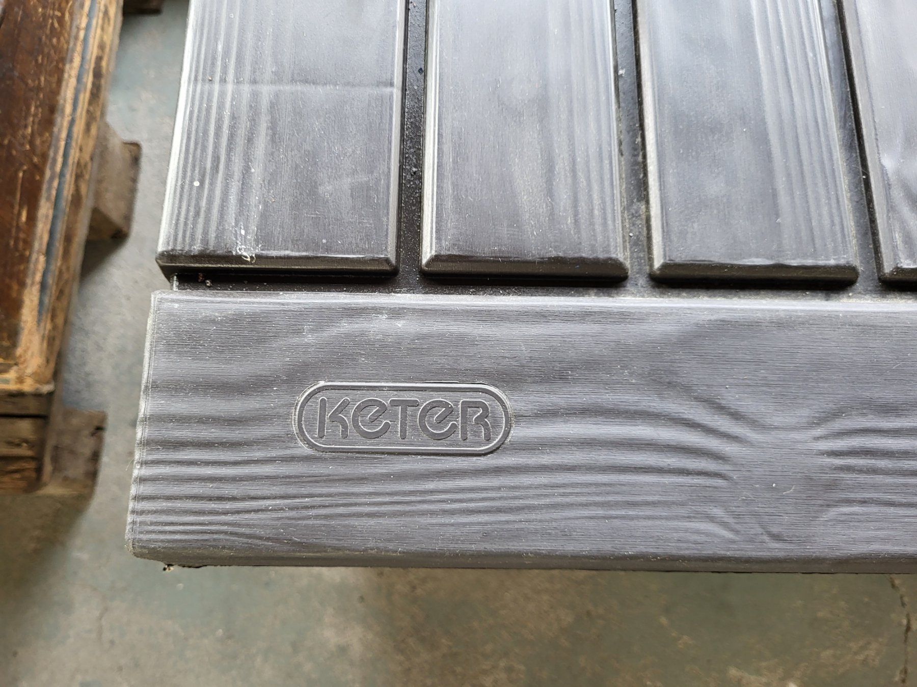 Keter Coffres de rangement: Gartenbox Keter – D'occasion à Diessenhofen par Osio 1