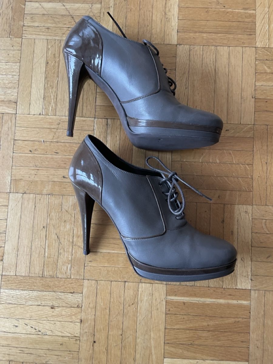 Scarpe da donna: Bottines talons hauts, taille 40 – Nuovo (secondo la descrizione) da Lausanne venduto da ali_6gwv