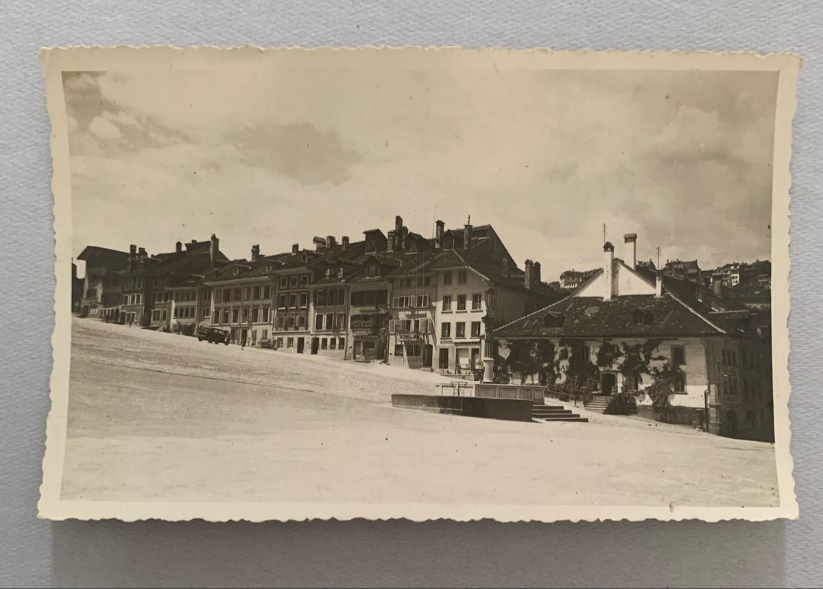 Cartoline postali: Ansichtskarten Schweiz - Fribourg, Planche Supérieure, FR – Usato da Düdingen venduto da polytropon_5 1