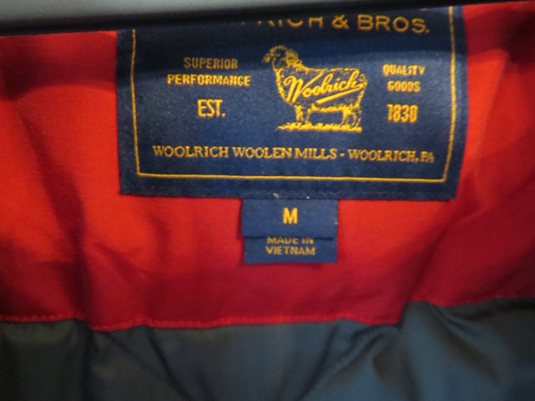 Woolrich Giacche: Woolrich Jacke Gr. M Neu mit Etikett – Nuovo (secondo la descrizione) da Einsiedeln venduto da rotgypsy1969 4