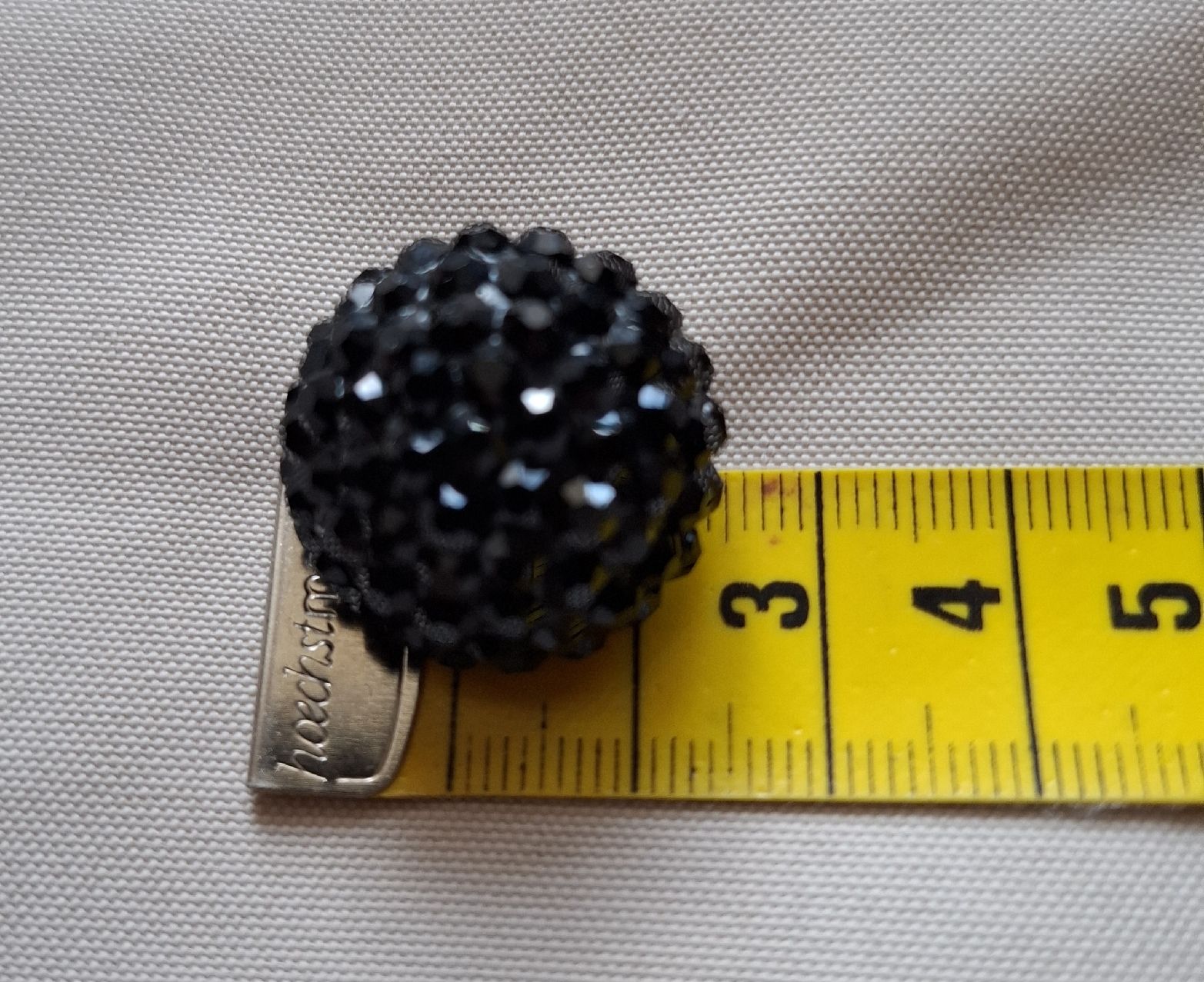 Bottoni: Schwarzer Strass-Knopf, 25 mm. – Usato da Dietikon venduto da Hirschkopf 4