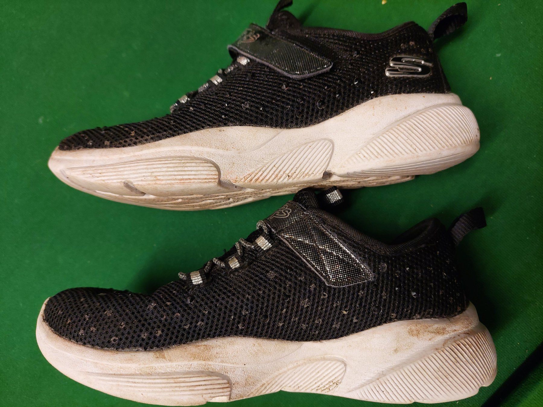 Skechers Scarpe per ragazze: Skechers Grösse 32 – Usato da Wynau venduto da Meysi