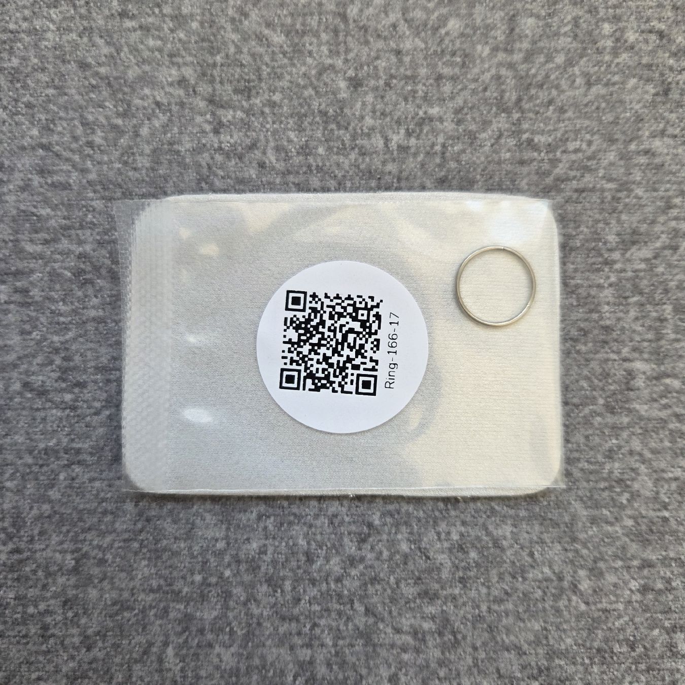 Piercingschmuck: Nasenpiercing Titan – Neu und originalverpackt aus St.Gallen von Its.eli035