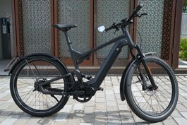 Vélo électrique 45 km/h Riese & Müller – état quasi neuf