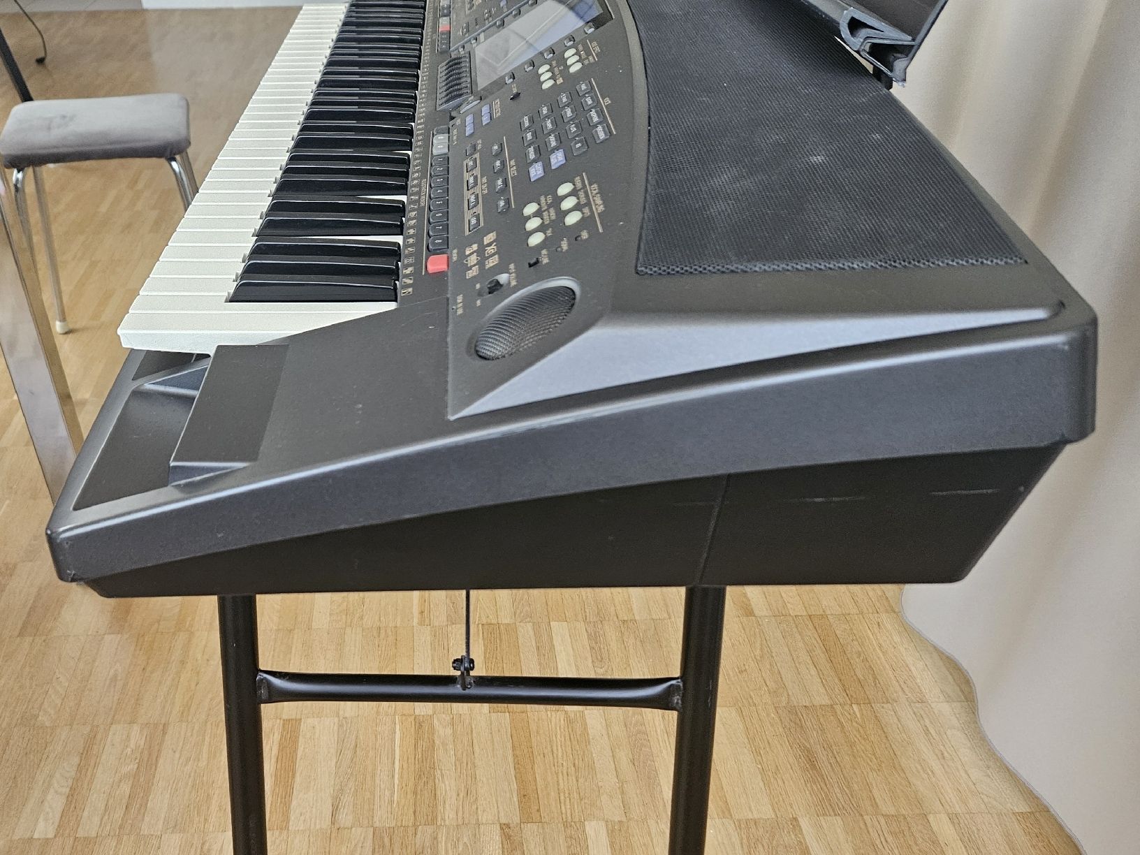 Yamaha Strumenti musicali: PROFIKEYBOARD YAMAHA PSR 8000 – Usato da Zürich venduto da Freblu48 3
