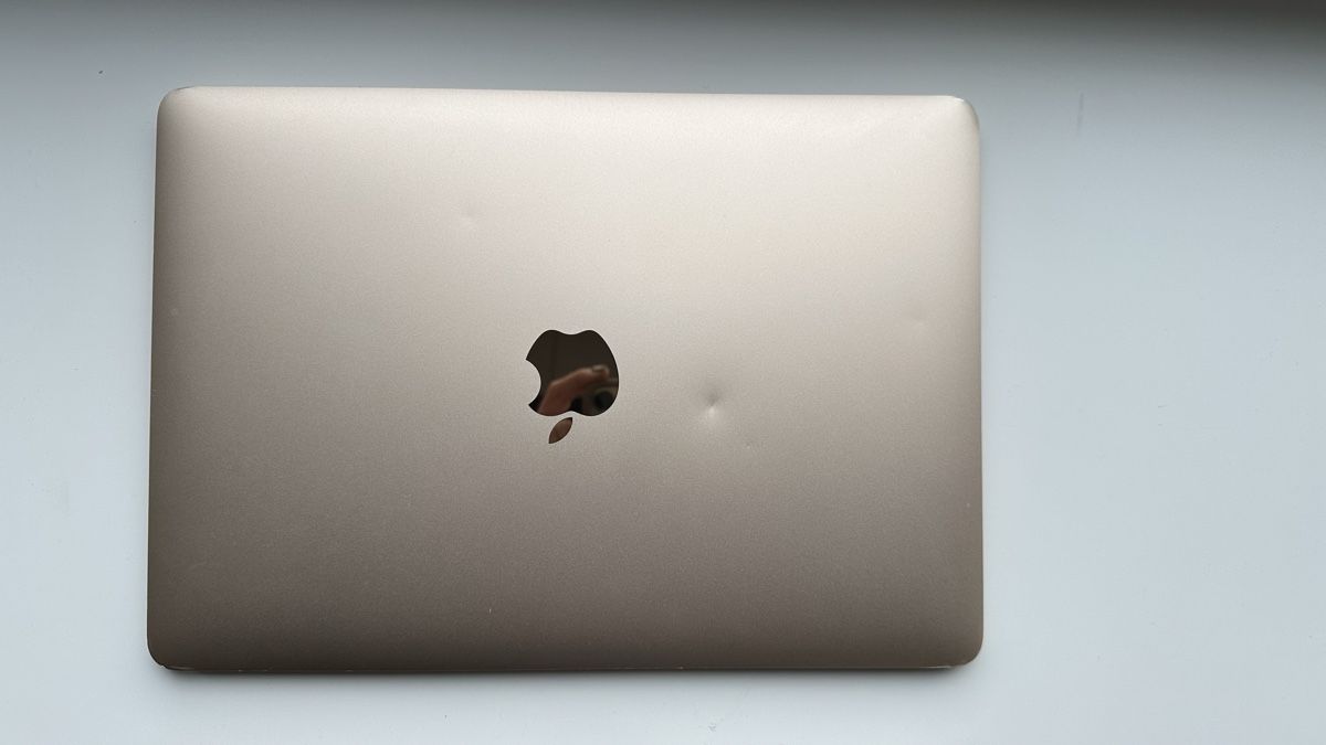 Apple Notebook: Macbook Retina gold – Usato da Pfäffikon ZH venduto da iva_7ktw 3