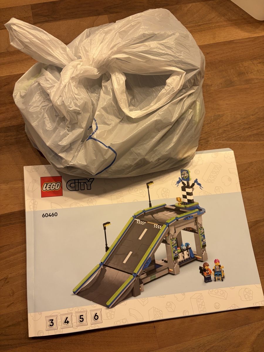 Lego Spielzeuge: Lego City Autorennbahn – Gebraucht aus Pfyn von Tomi270 3