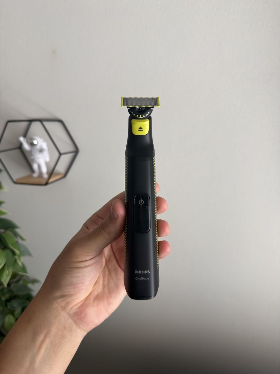 Philips Rasoi & Lamette da barba: Philips OneBlade Pro Rasierer – Usato da Zürich venduto da Behat 1